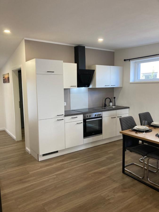 Moderne Ferienwohnung Mit Balkon Herxheim Exterior photo